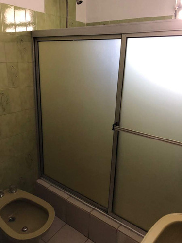 Vendo Excelente Casa Remodelada A Mts De Juan B Justo Al 2500, Ideal Para Empresas O Rentas
