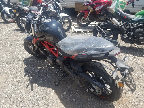 Imagen 12 de 17 de Benelli 302 S En Sbk Motos