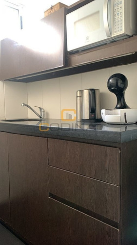 Edificio Corporativo En Alquiler, 9 Privados, 3 Baños Y 2 Patio - Canelones- Parque Rodó
