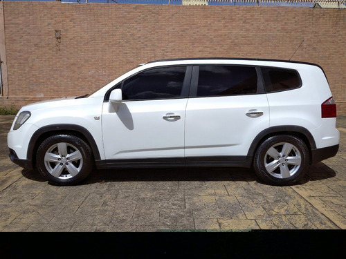 Imagen 3 de 18 de Chevrolet Orlando Lt
