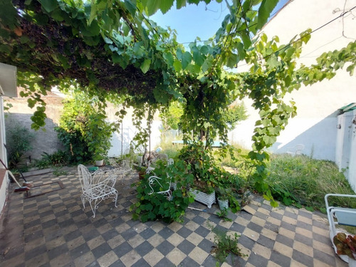 Imagen 16 de 22 de Terreno C/casa En 1 Planta De 3 Amb Con Jardin Y Terraza. Oportunidad.