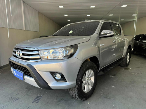 Toyota Hilux 2.7 Srv Cab. Dupla 4x2 Flex Aut. 4p