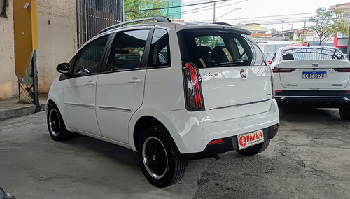 Fiat Idea 1.6 16v Essence Flex 5p