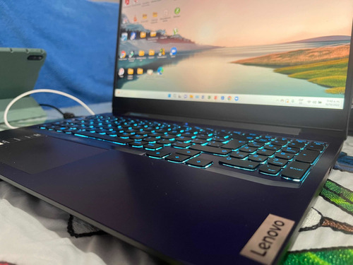 Laptop Lenovo Gaming (Usado)