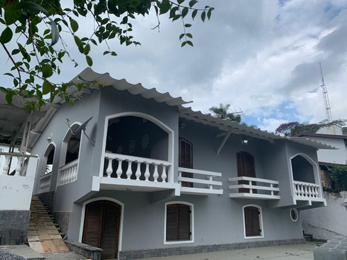 Imagem 4 de 12 de Casa Em Condominio Na Cidade De Aruja J.02