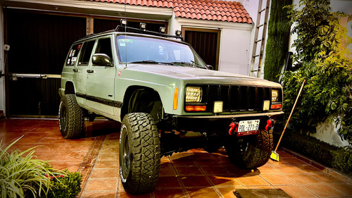 Jeep Cherokee Xj , 4x4, Aut. 1998
