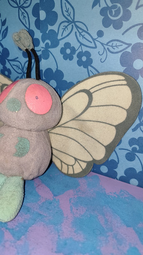 Muñeco Butterfly Pokemon Vintage Nintendo Plush (Usado)
