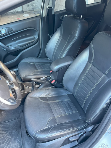 Ford Fiesta Kinetic 1.6 Titanium 120cv