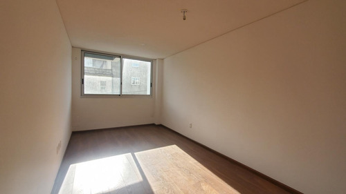 Imagen 3 de 16 de Apartamento, 2 Dormitorios, Ciudad Vieja. B