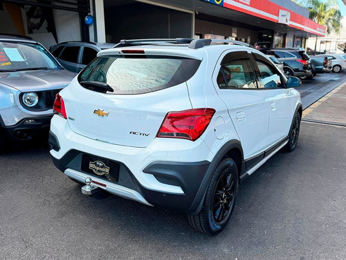 Chevrolet Onix 1.4 MPFI ACTIV 8V