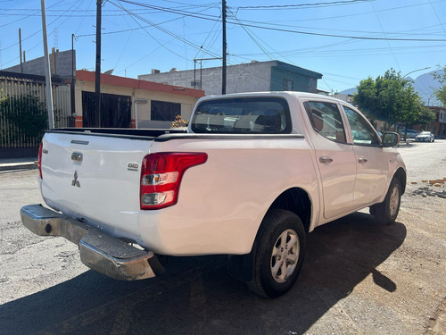 Mitsubishi L200 2.5 Di-d Cabina Doble 4x4 Mt