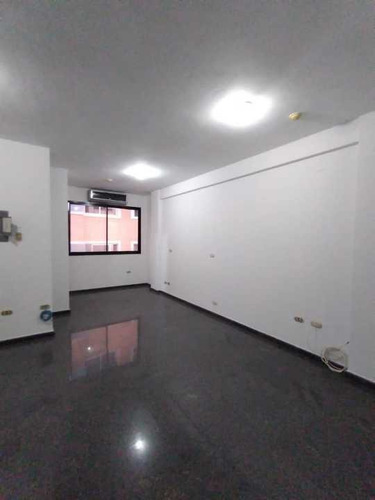 Imagen 13 de 16 de Oficina En Urbanizacion La Arboleda, Maracay