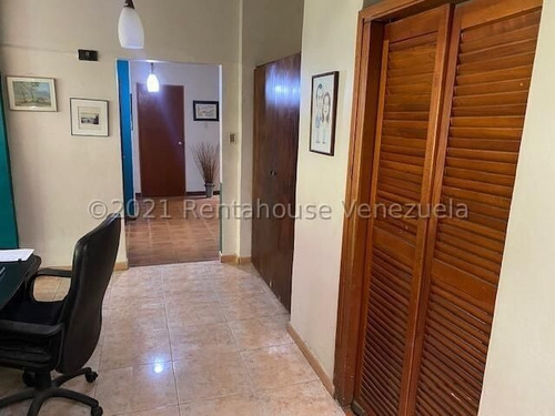 Imagen 7 de 17 de Eloisa Mejia Rentahouse Vende Casa En La Entrada Naguanagua 22-13352