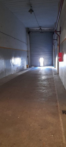 Imagen 15 de 28 de Local Con Estacionemiento Venta Beccar