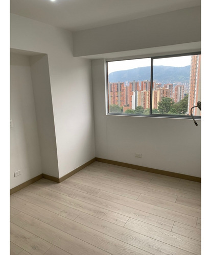 Apartamento Para La Venta En La Estrella Sector Suramerica