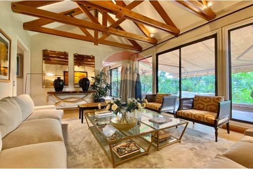 Excelente Casa En La Dehesa