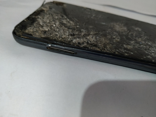 Celular Motorola Moto E6 Play Xt2029-3 ( Com Defeito ) (Usado)