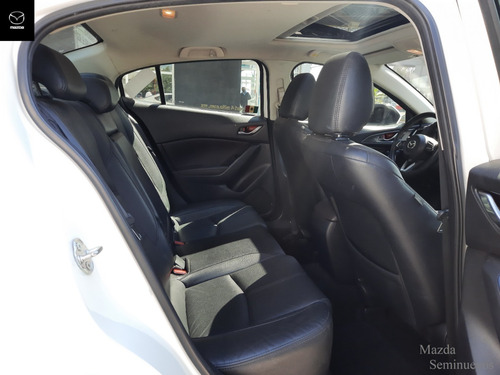 Imagen 14 de 15 de Mazda 3 Sedan S Grand Touring 2.5 2018