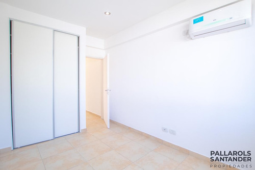 Imagen 13 de 30 de Venta · P. Avellaneda · Ph · 2 Ambientes · Balcón Y Terraza