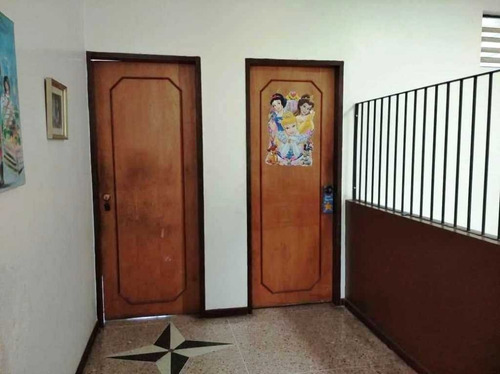 Imagen 7 de 16 de Se Vende Casa La Pastora Valencia Centro 04144121460