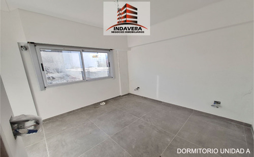 Venta Exclusivo 2 Ambientes 45m2 - Al Frente Con Balcón. Sum. Caseros Centro