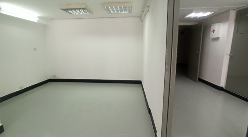 Imagen 3 de 10 de Venta De Galpón En Zona Industrial Los Ruices