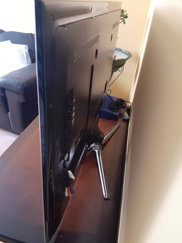 Imagen 3 de 10 de Samsung Tv 55 Und8000 Usado