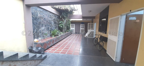 Milagros Inmuebles Oficina Alquiler Barquisimeto Lara Zona Centro Economica Comercial Economico Código Inmobiliaria Rent-a-house 23-23282