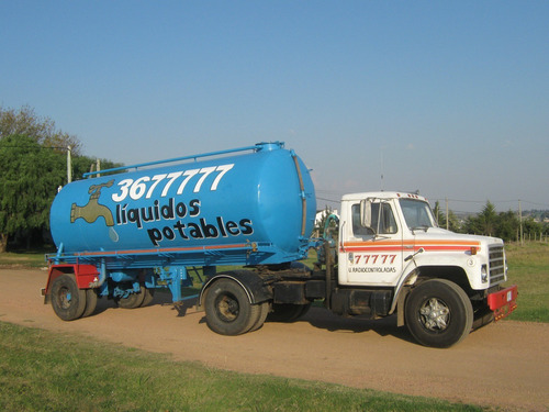 Imagen 1 de 1 de Camion Cisterna Agua Potable