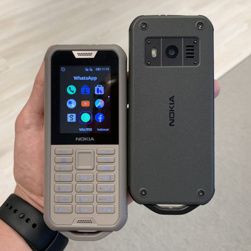 Resistente Teléfono Para Personas Mayores Función Exterior