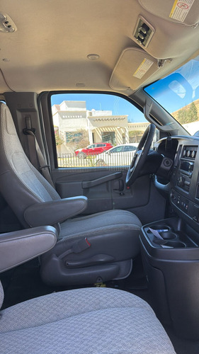 Chevrolet Express 6.0ls C 15 Pas At