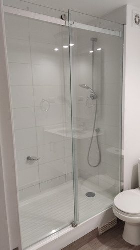 Amplio Depto. Cómo Nuevo En Condominio, 80 Mt2. 2d 2b 1e