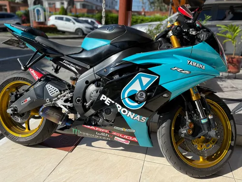 Yamaha R6r