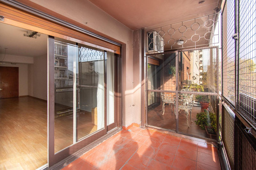 Departamento 4 Amb En Venta En Av. Montes De Oca Al 1100 Barracas Caba