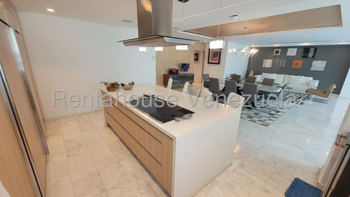 Apartamento ( 2 Niveles/ Amoblado/ Remodelado) Venta La Castellana Mls-25-16876