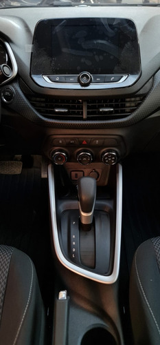 Imagem 13 de 15 de Chevrolet Ônix Plus 1.0 Turbo Flex Automático 2020