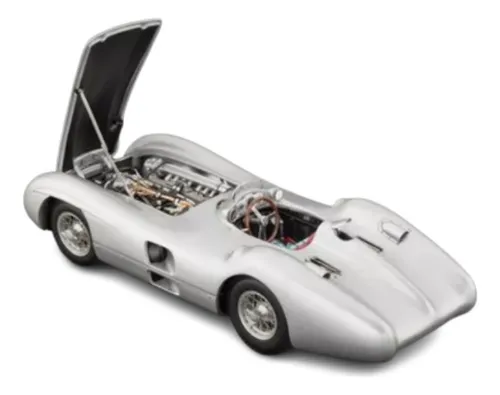 Mercedes-benz W196r Streamliner 1954/55 Cmc Miniatura 1/18 Mercedes-benz W196r Streamliner 1954/55 Cmc Miniatura 1/18