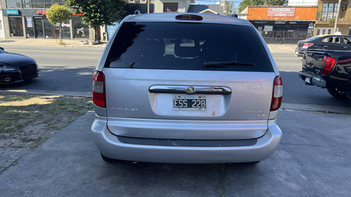 Chrysler Caravan 3.3 Se 3.3