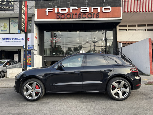 Porsche Macan Turbo