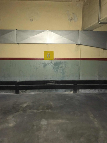 Imagen 3 de 9 de Cochera Zona Tribunales Venta O Alquiler
