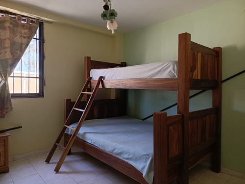 Century 21 Monaco Tucacas Alquila Bello Apartamento Frente Al Mar , Full Equipado