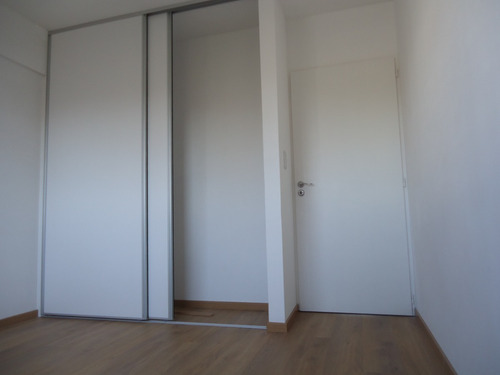 Imagen 10 de 16 de Venta 2 Amb. Con Cochera Cubierta En Morón Sur