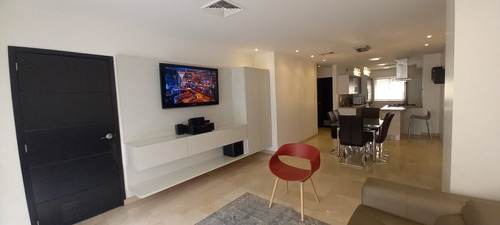 Imagen 2 de 14 de Alquiler Apartamento Amoblado Lujoso Con Piscina Maracaibo