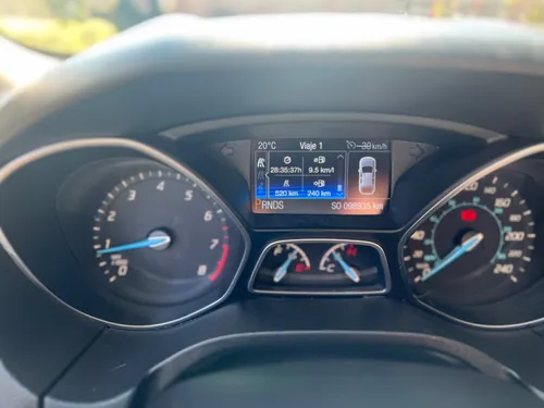 Ford Focus 2.0 Titanium