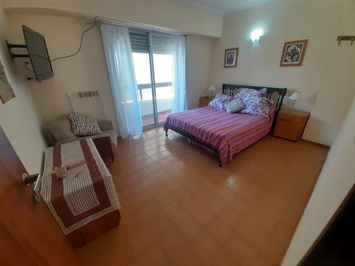 Imagen 9 de 12 de Venta Villa Gesell Centro 2 Amb (alfio 1)