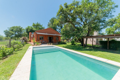 Venta Casa Quinta Con Pileta En Arroyo Leyes Km 23