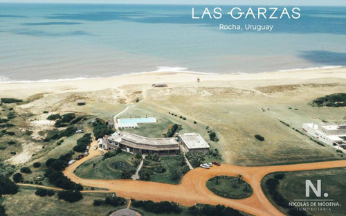 Gran Terreno En Venta, Complejo Frente Al Mar - Las Garzas