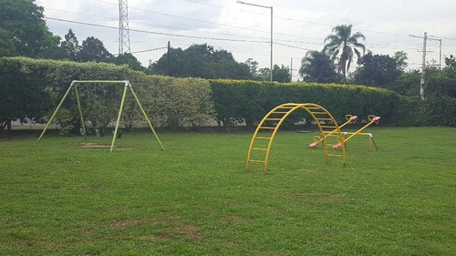 Amplio Terreno De 1.051 M2 En Country Solar De Tafí, Tafí Viejo. A 10 Minutos De Barrio Norte!