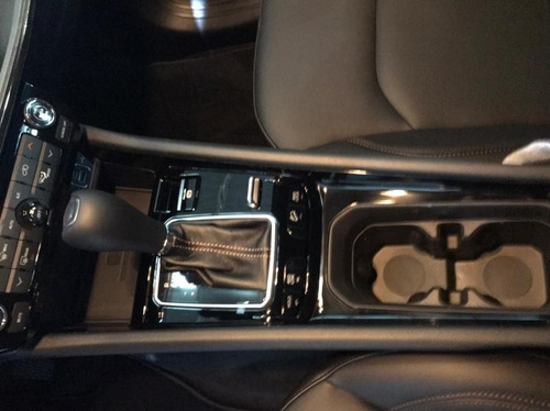 Imagem 11 de 12 de Compass 2.0 Td350 Turbo Diesel Limited At9