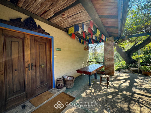 Casa En Venta De 5 Dorm. En Las Cabras